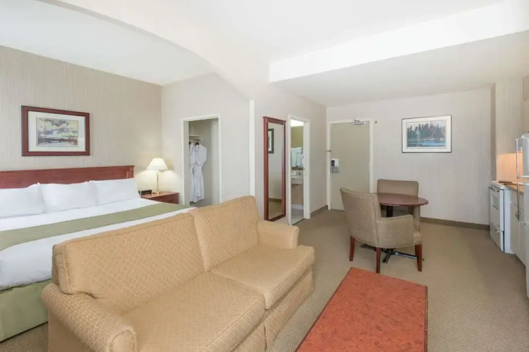 Ramada St. John's
