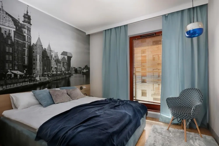 1 Bedroom Luxury Apartment with balcony and beachfront