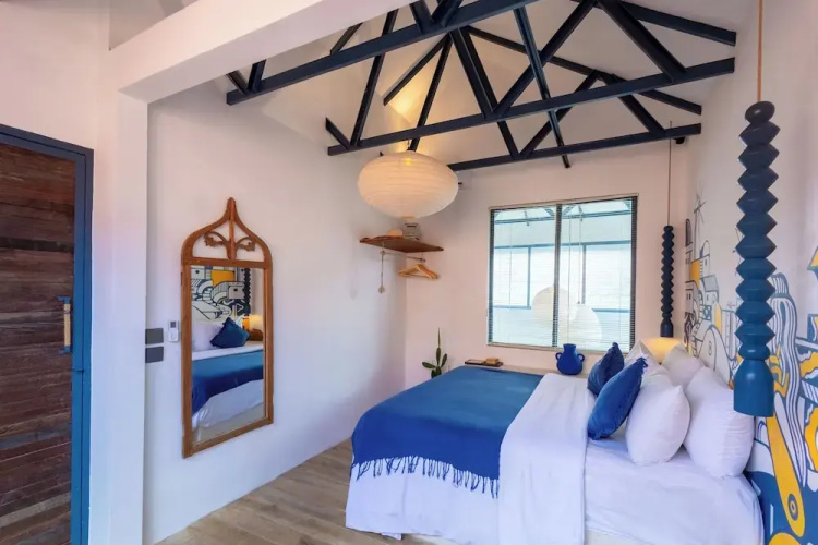 Studio Santorini - 1 BR Loft in Canggu
