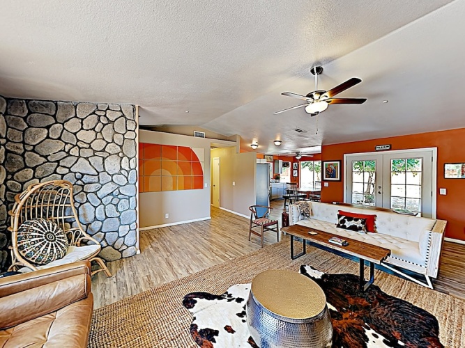 3 Bedrooms Cottage