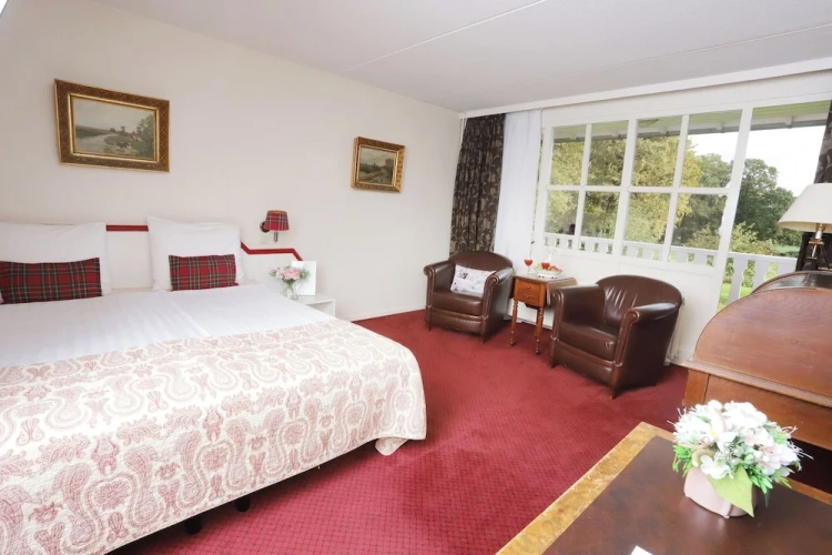 Standard room with balcony