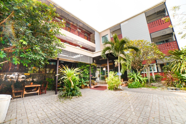Apartment with balcony