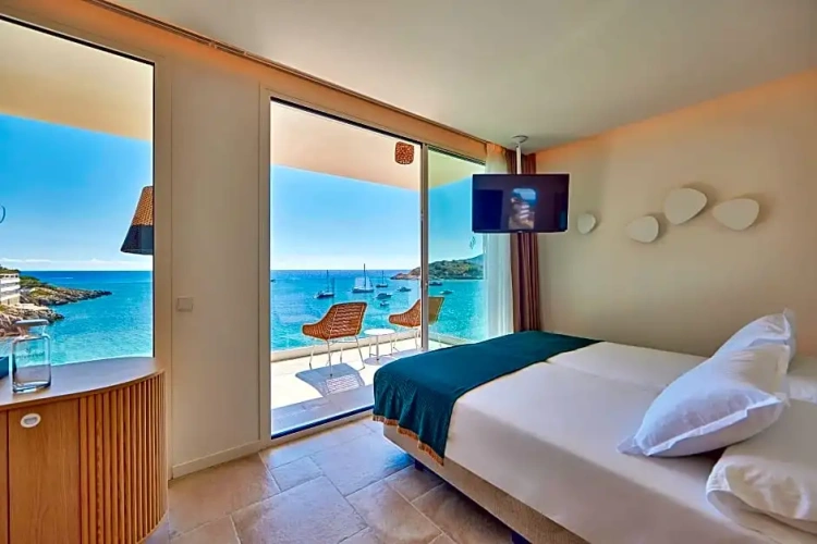 Superior Double room with sea view
