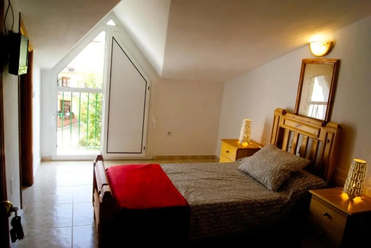 Standard Twin room with mountain view