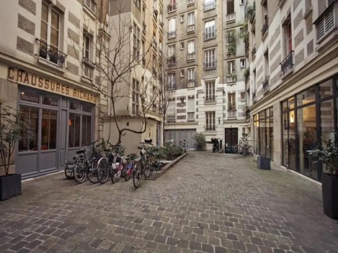 Superior Apartment