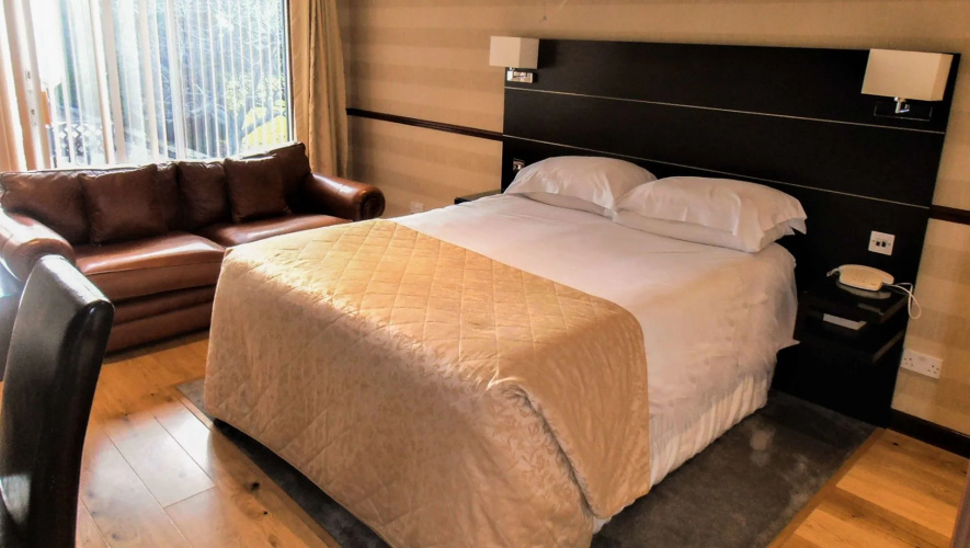 Hollies Hotel
