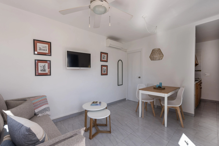 Apartamentos Las Brisas I & II