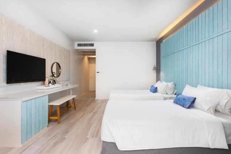 Superior Twin room