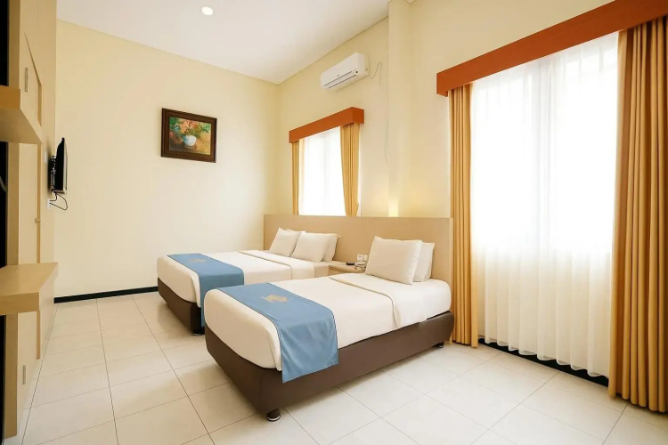 Ciptaningati Hotel