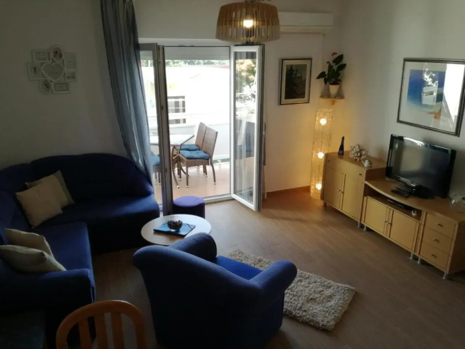 Apartments Marina