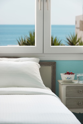 1 Bedroom Suite with balcony and with sea view