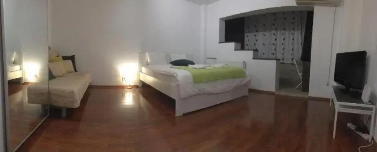 Single Studio