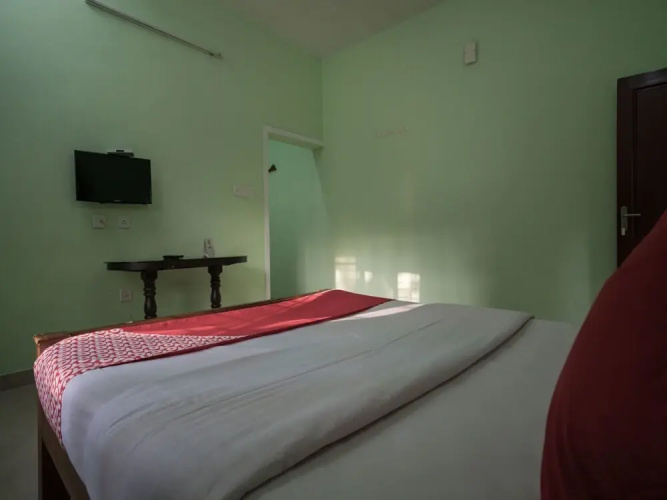 Aruvi Annex by OYO Rooms