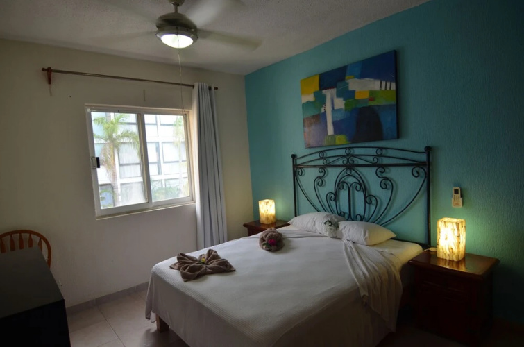2BR Condo ground level Rinconada Del Sol