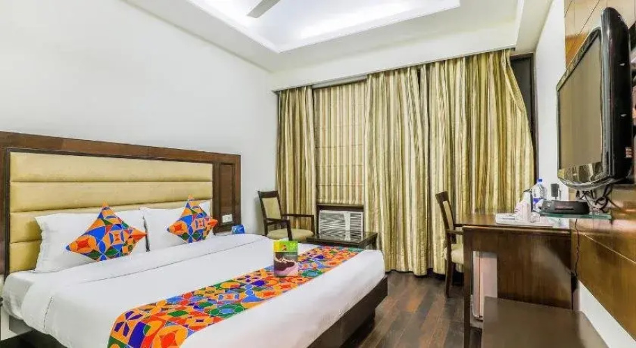 FabHotel Metro35