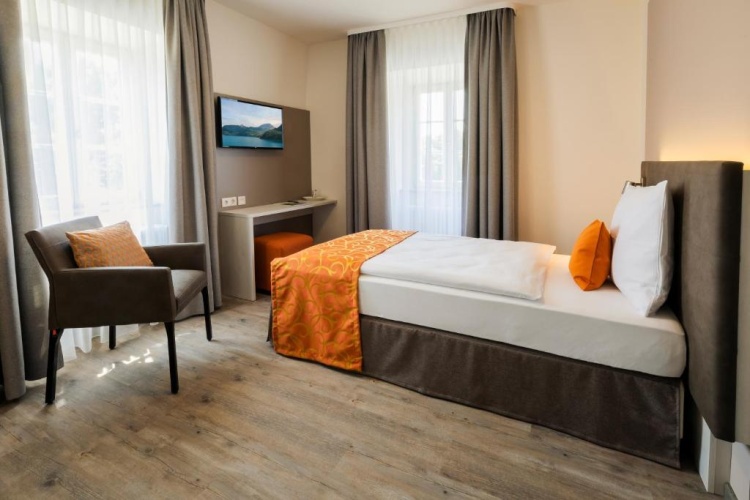 Deluxe Single room