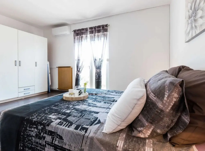 Spacious Zadar Apartments Near Beach