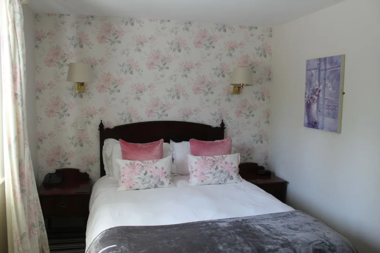 The Roman Camp Inn