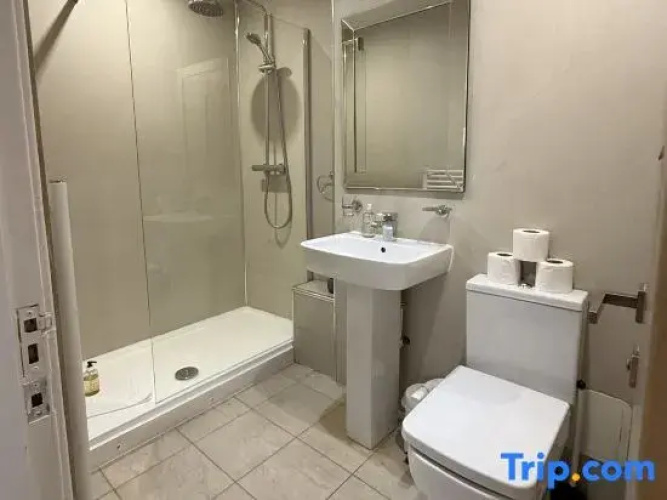Rose Street apartment