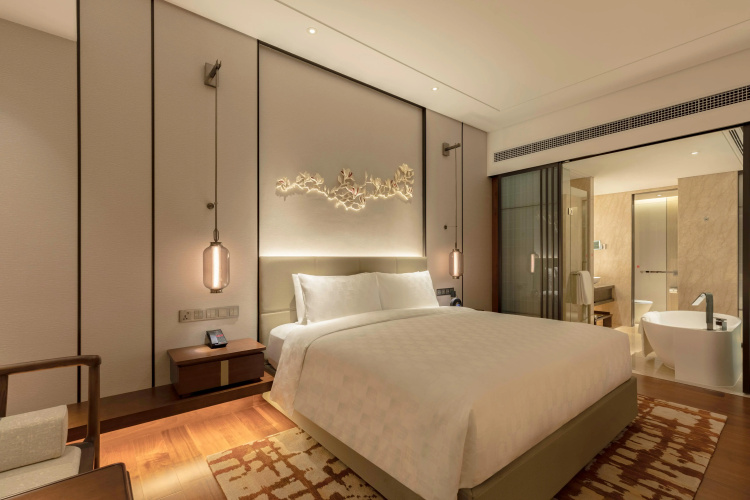 HUALUXE Beijing Xinan by IHG