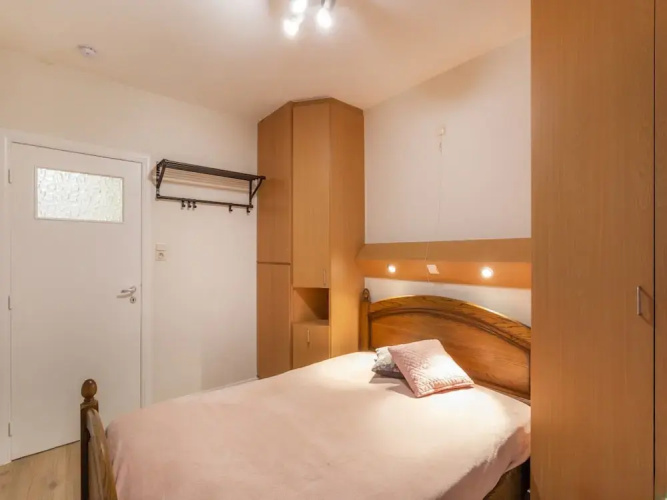 Renovated Flat Suitable for 6 People