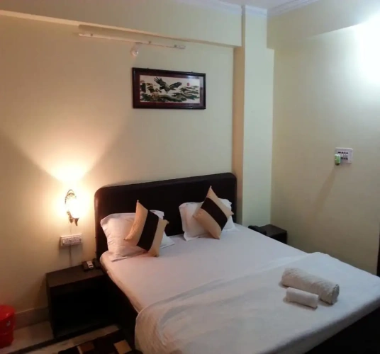 Standard Club room