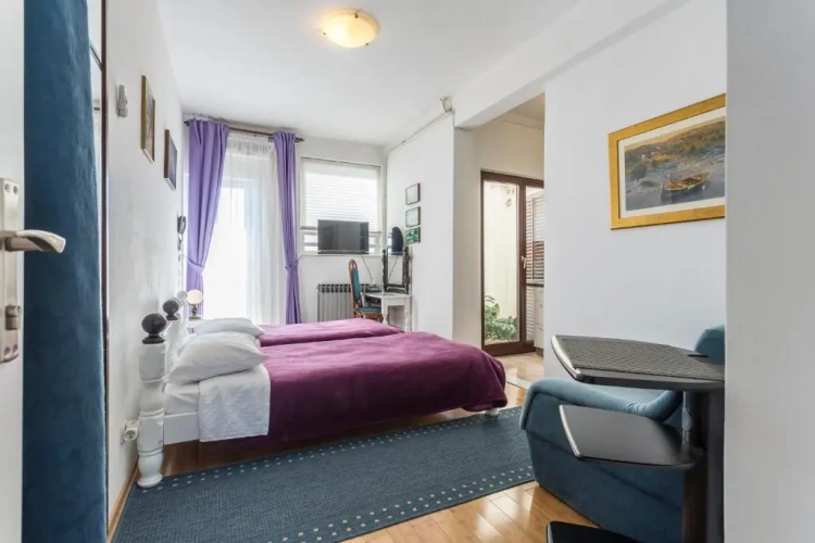 Standard Twin room with sea view