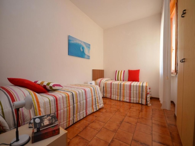 3 Bedrooms Apartment