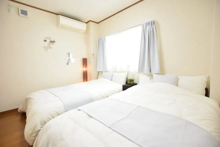 Aikamu Inn House