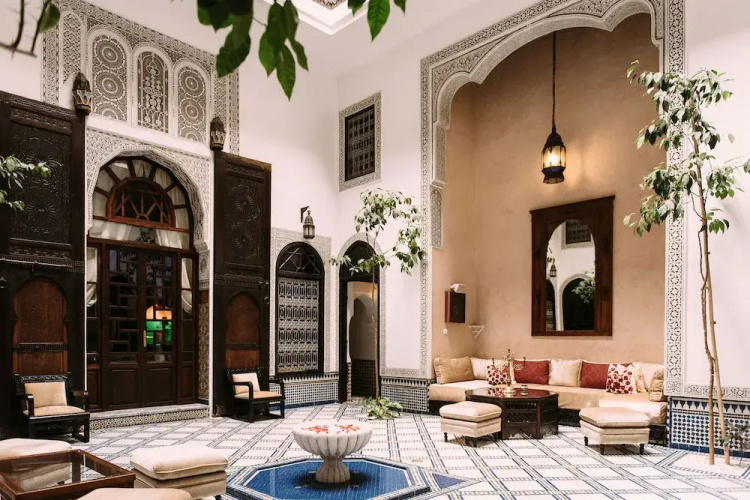 Riad Maison Bleue And Spa