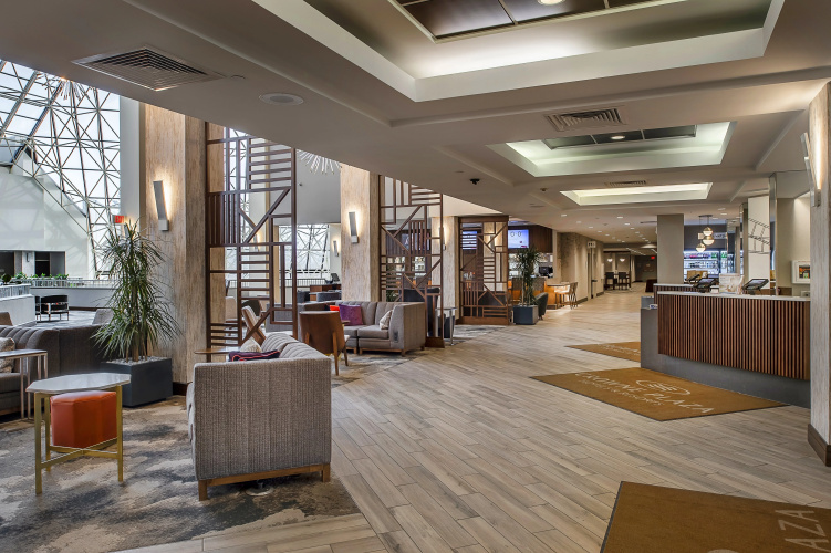 Crowne Plaza St. Louis Airport photo 35