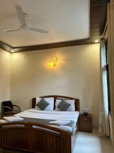 Hotel Maya Regency Bhimtal