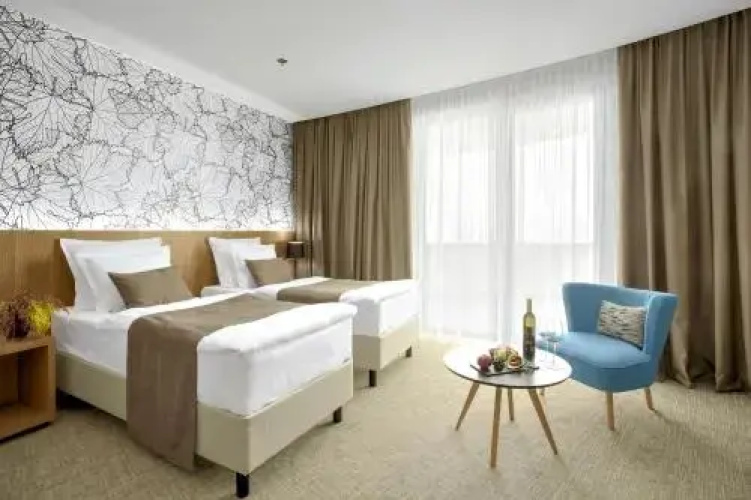 Mond, Resort & Entertainment