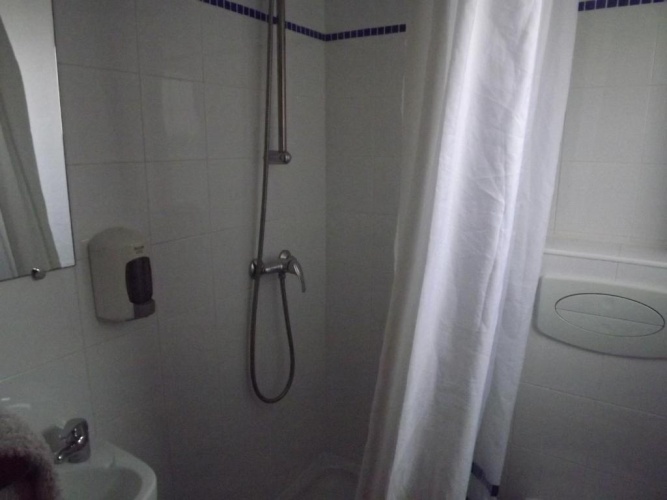 Economy Quadruple room
