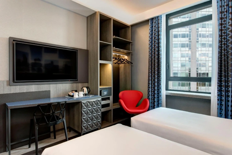 Twin room