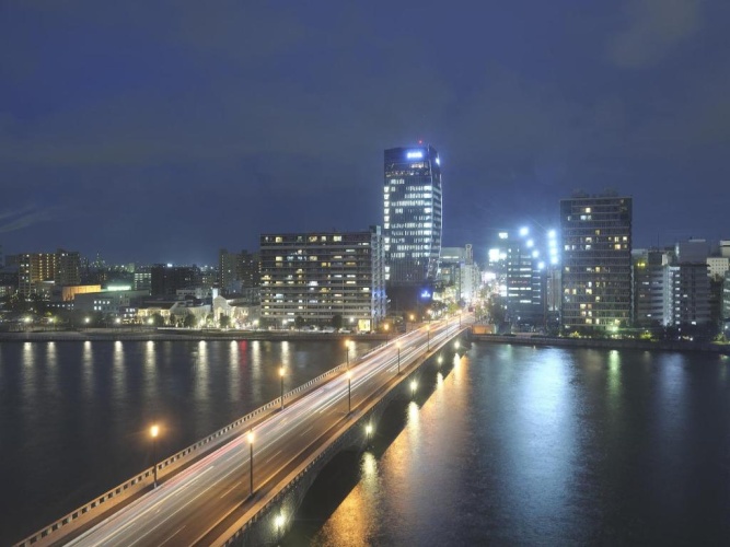 Standard Double room with river view