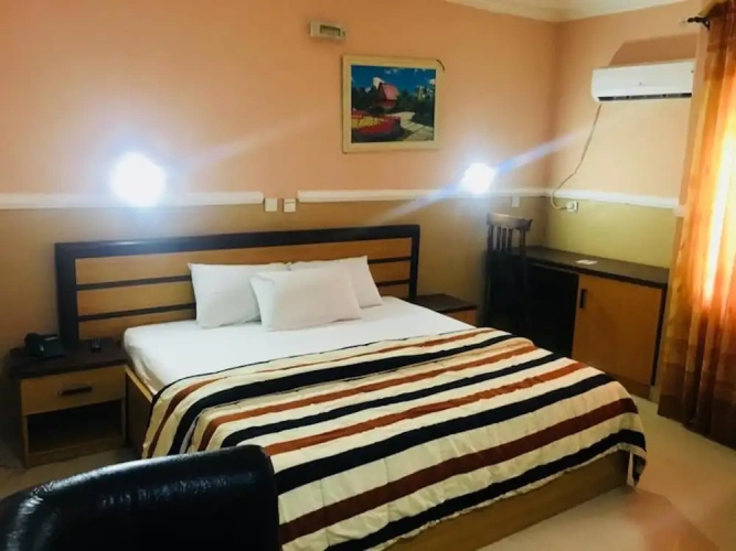Royal room
