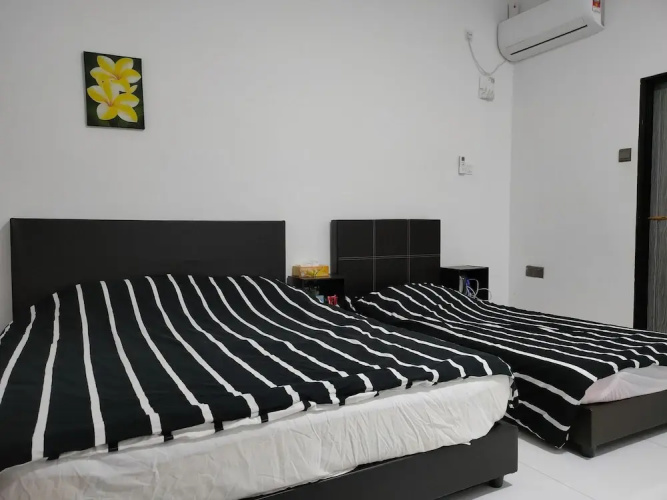 Aleesa Roomstay 3