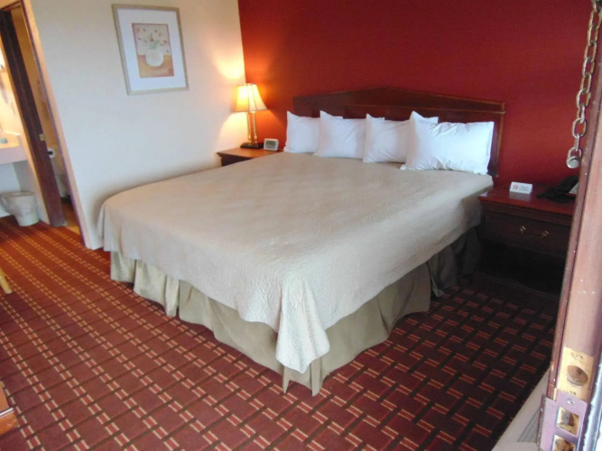 Candlelight Inn