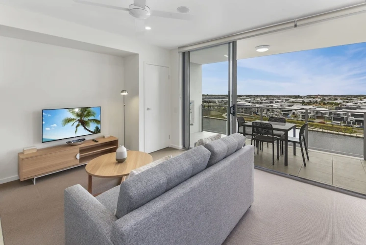 1 Bedroom Standard Double room with balcony and with lake view