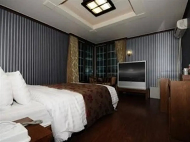 Shell Motel