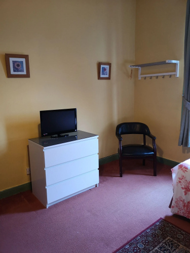 Chimneys Guest House