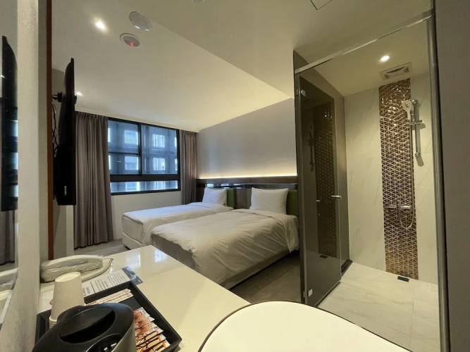 CHECK inn Taichung Qinghai