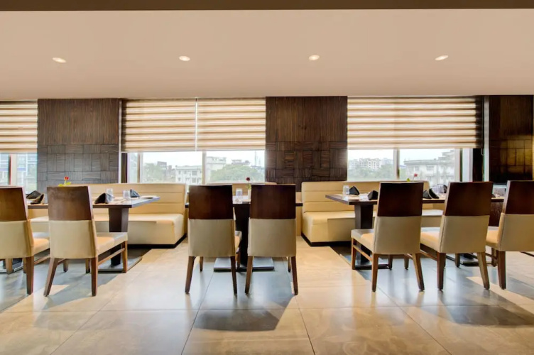 Milestone Hotel & Banquet
