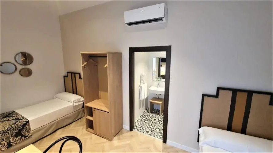 Economy Twin room