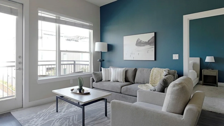 2 Bedrooms Apartment