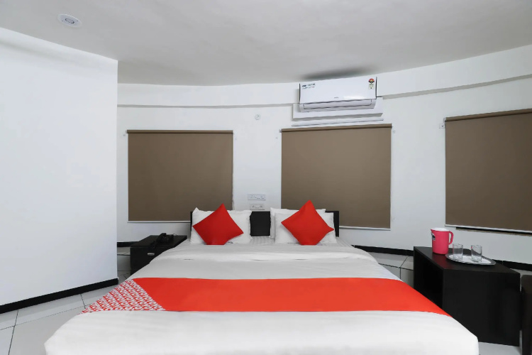 Hotel Tilak by OYO Rooms