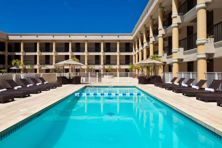 Windward Passage Hotel photo 13