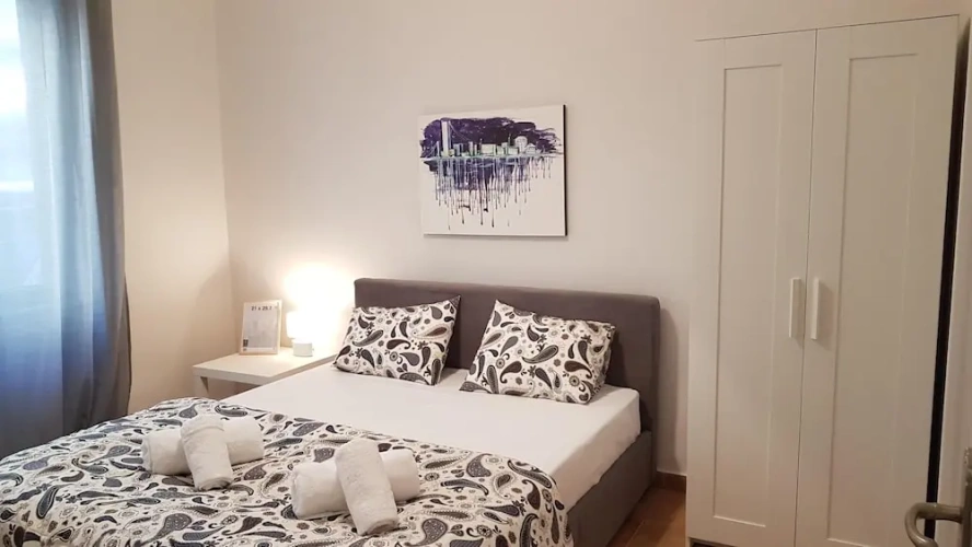 3 Bedrooms Apartment