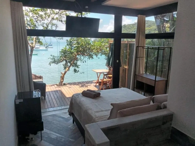 Deluxe Double room with balcony and with sea view